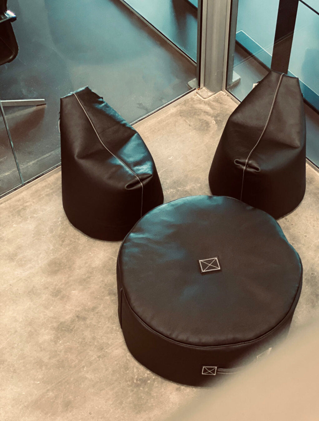 Satellite 48 Leather Stool