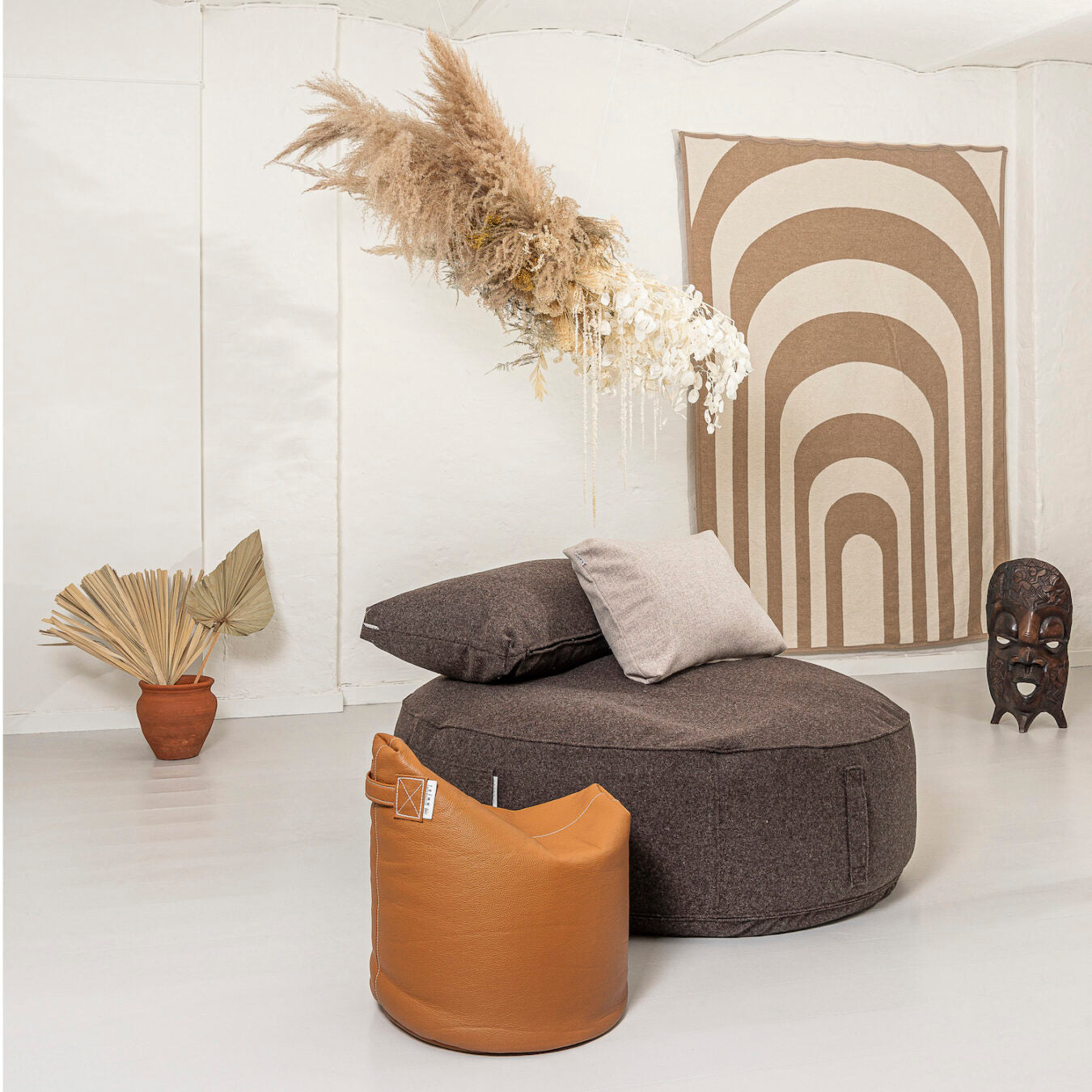 Full Moon Wool Pouf