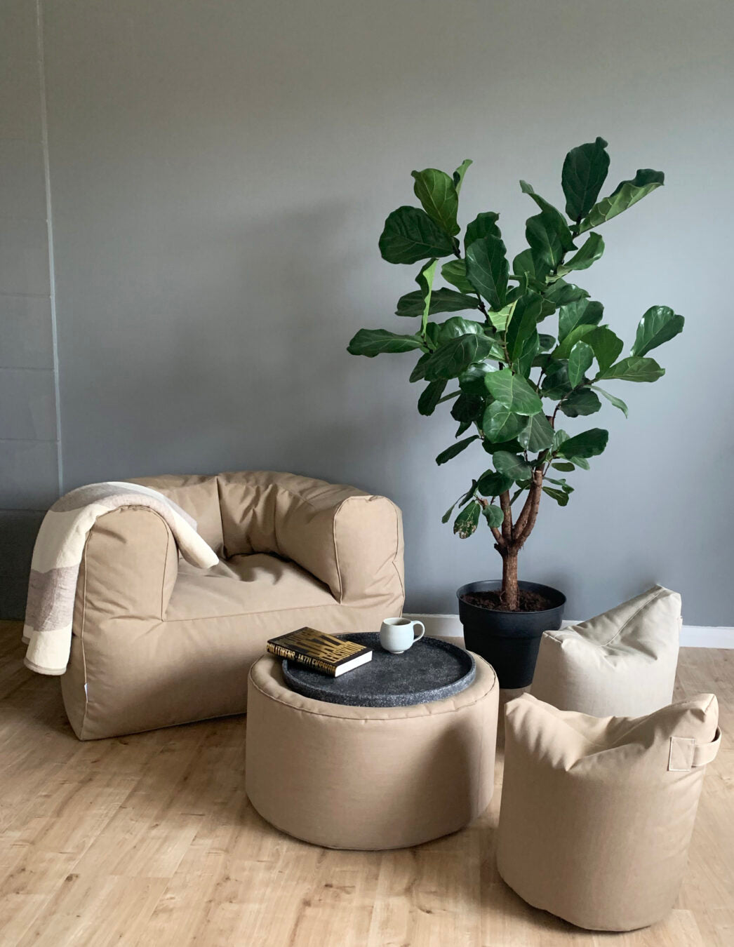 Satellite 48 Sunbrella Stool